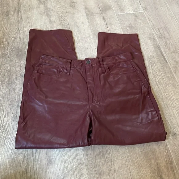 Madewell The Perfect Vintage Straight Jean: Leather Edition $148 31 - Picture 4 of 8